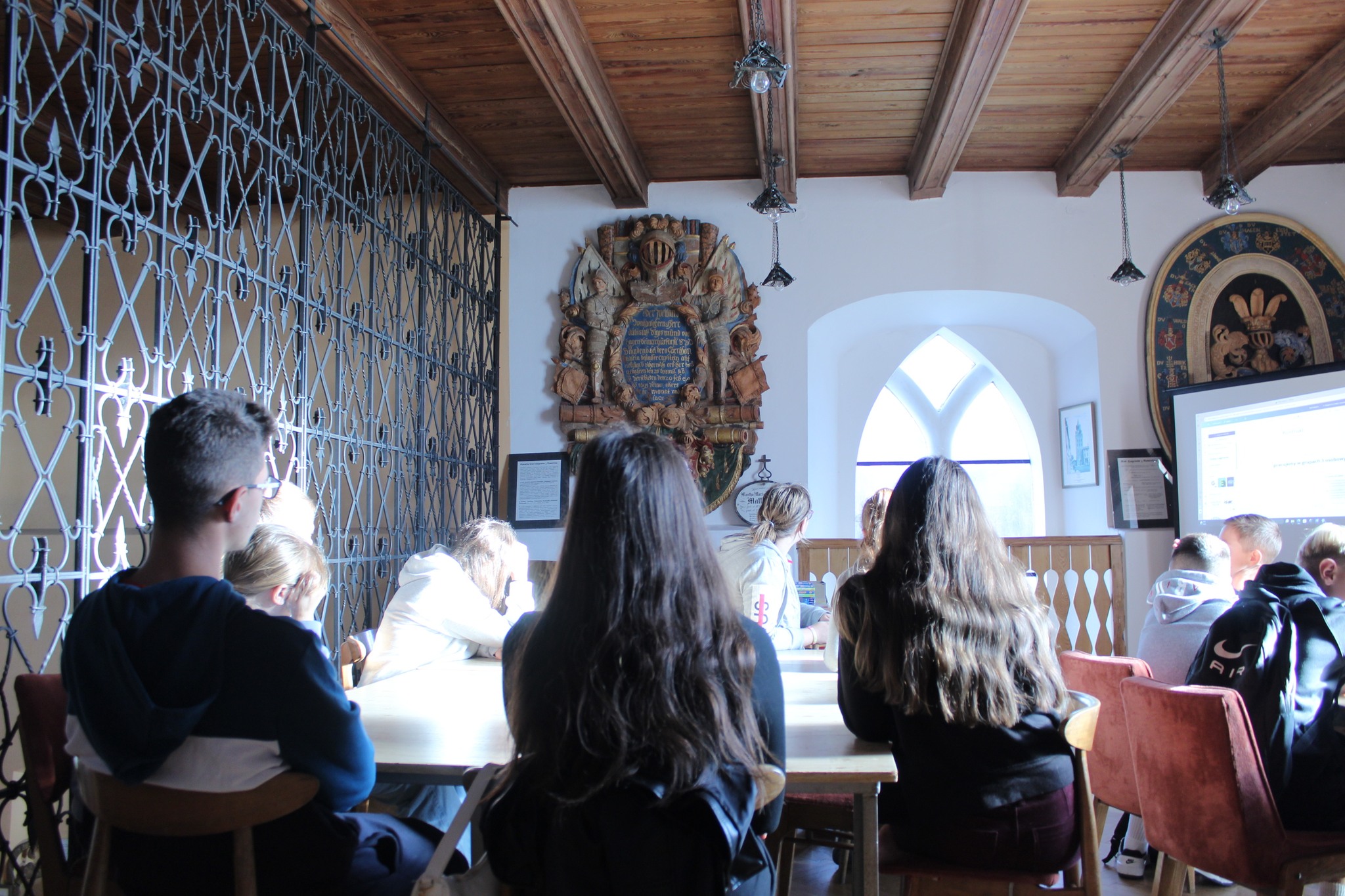 555550098_1255268953307811_3100719306490389546_n